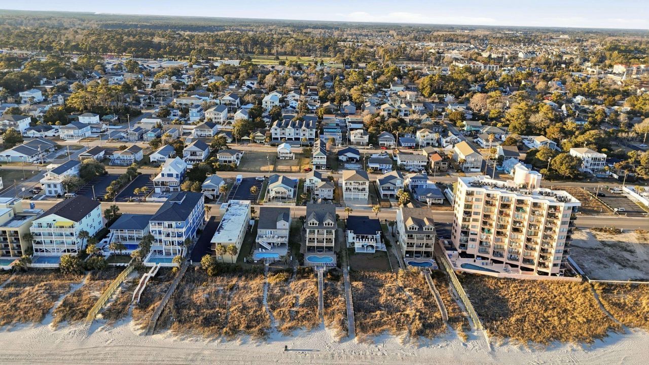 1511 Holly Dr. Photo 35