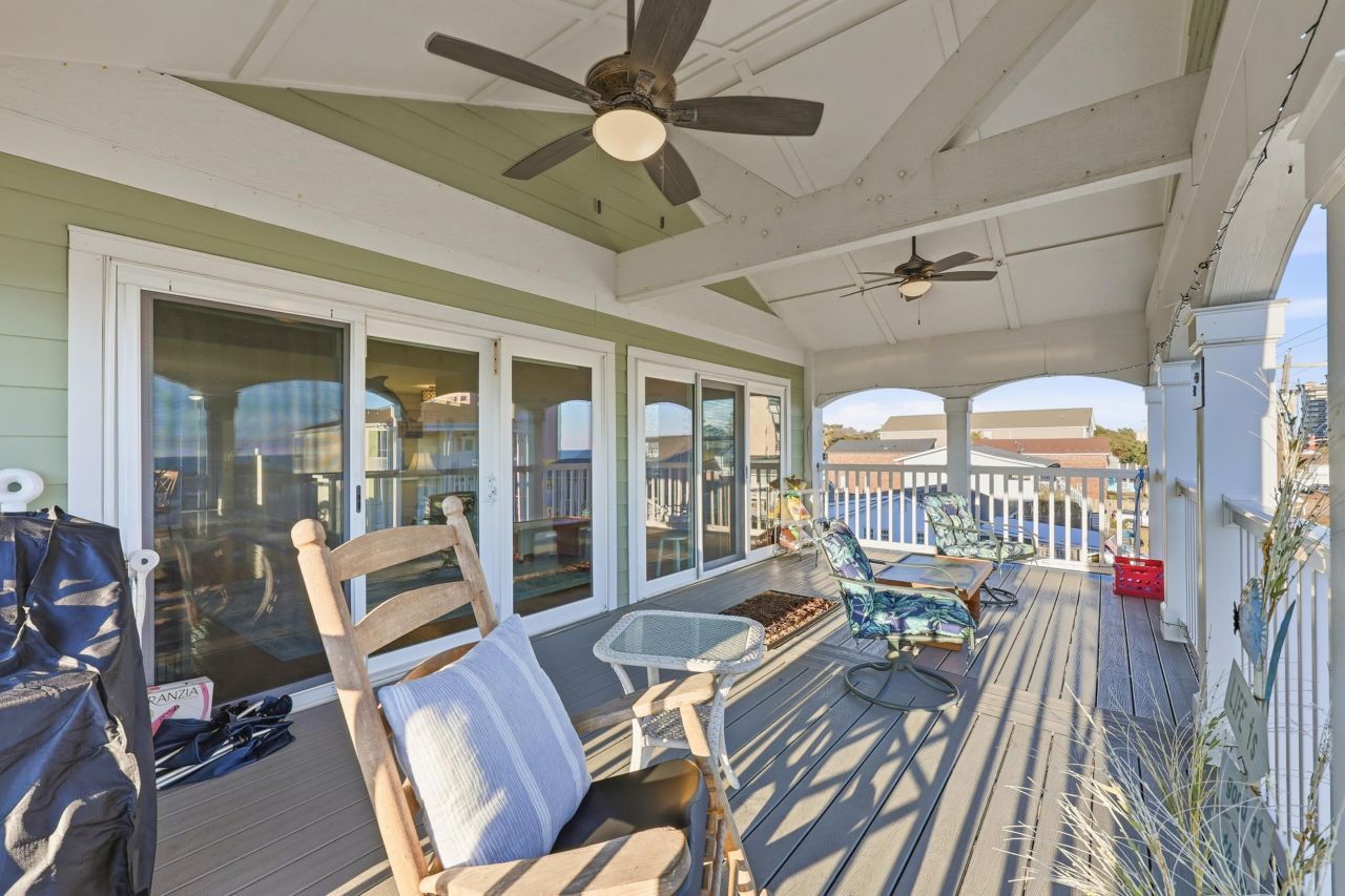 1511 Holly Dr. Photo 7