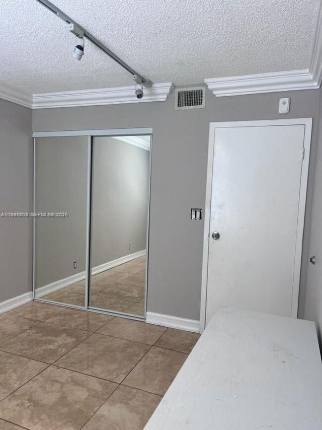 2480 E Aragon Blvd, Unit 1, Sunrise, FL 33313 Photo