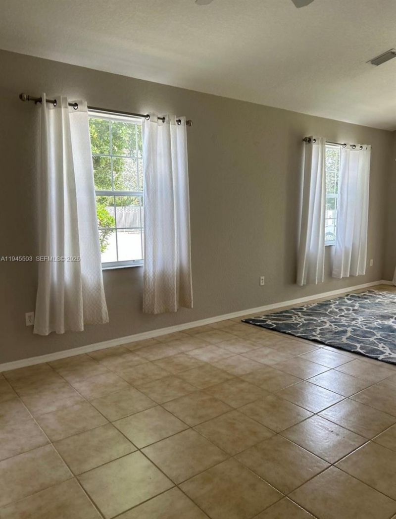 2480 E Aragon Blvd, Unit 1, Sunrise, FL 33313 Photo