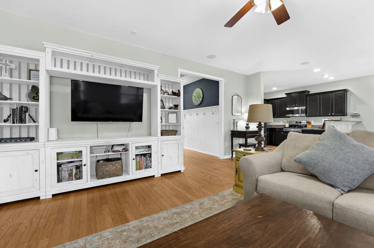 2053 Chilhowee Drive Photo 16