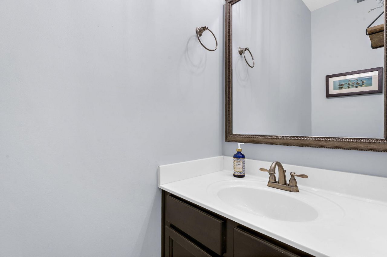 2053 Chilhowee Drive Photo 5