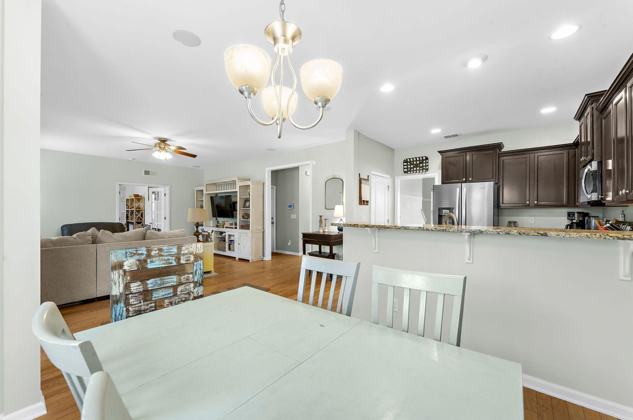 2053 Chilhowee Drive Photo 9