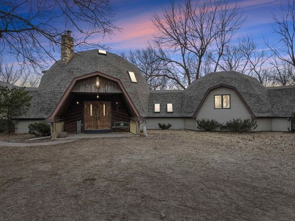 11250 Natalie Lane, Dubuque, IA 52003