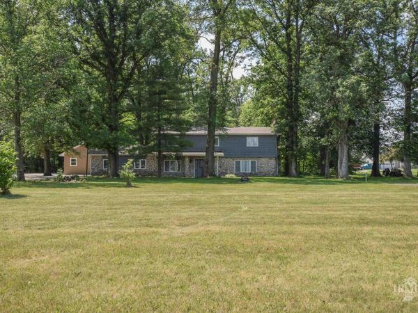 4044 S Younkin Drive, Redkey, IN 47373