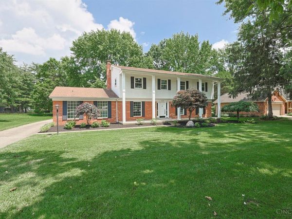 8765 Weller Road, Montgomery, OH 45249