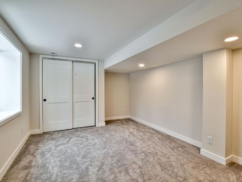 8765 Weller Road, Montgomery, OH 45249 Photo 28