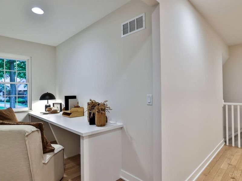 8765 Weller Road, Montgomery, OH 45249 Photo 30