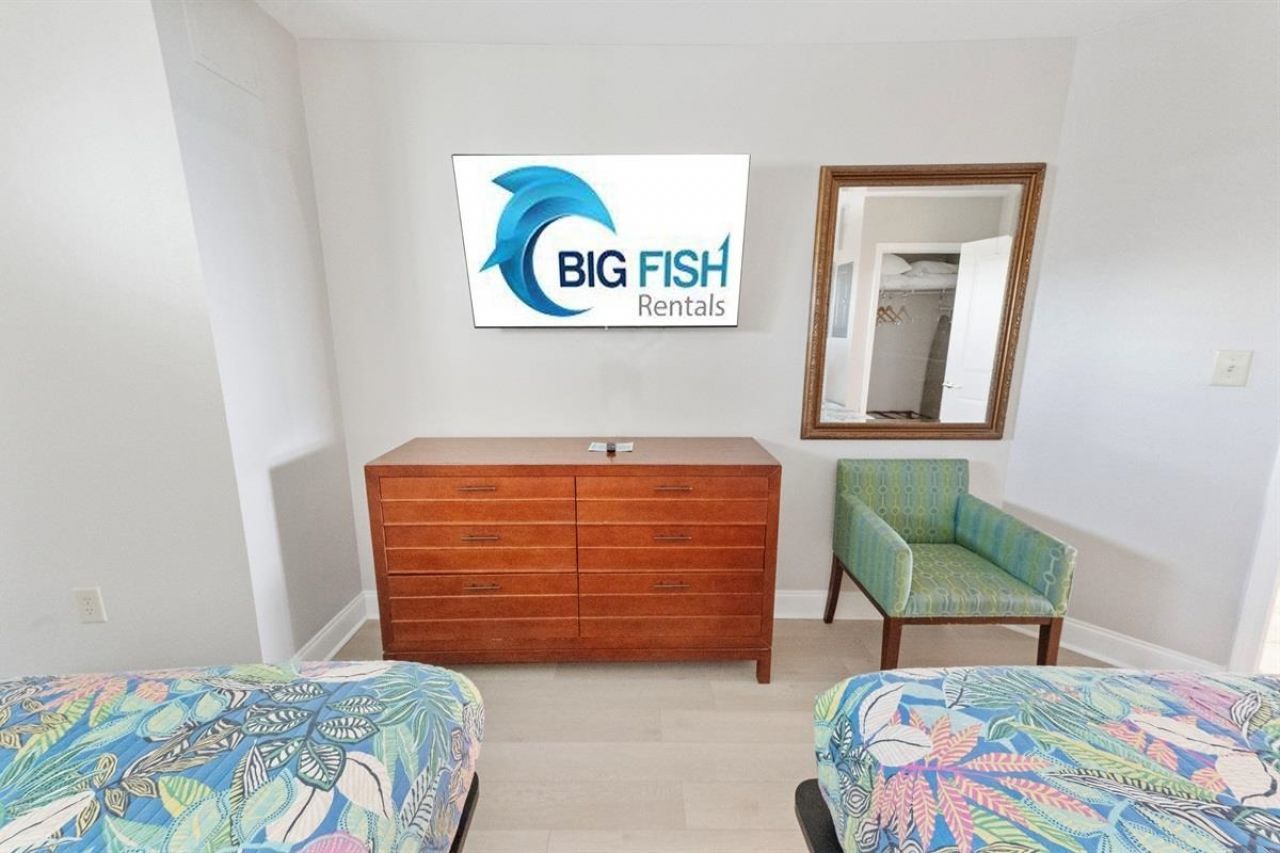 5300 N Ocean Blvd. Photo 13