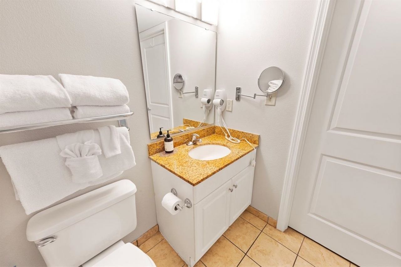 5300 N Ocean Blvd. Photo 20