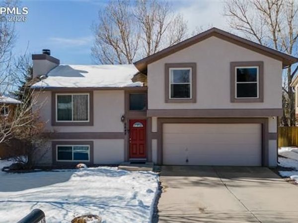 5648 E Old Farm Circle, Colorado Springs, CO 80917