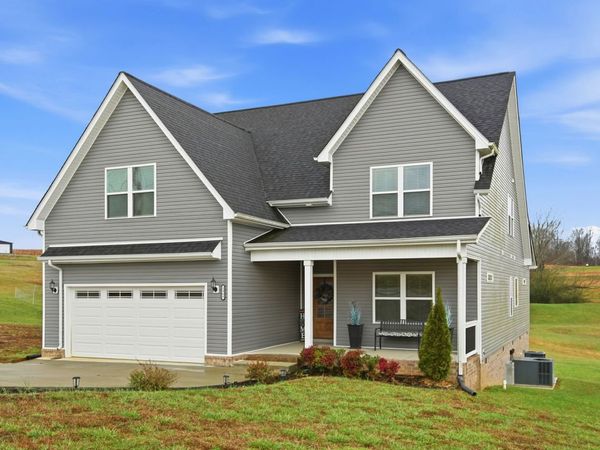 3968 Chapel Hill Rd, Clarksville, TN 37040