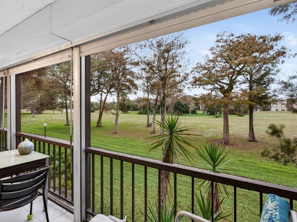 6080 NW 44th Street, Unit 214, Lauderhill, FL 33319