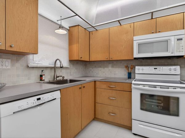 6080 NW 44th Street, Unit 214, Lauderhill, FL 33319