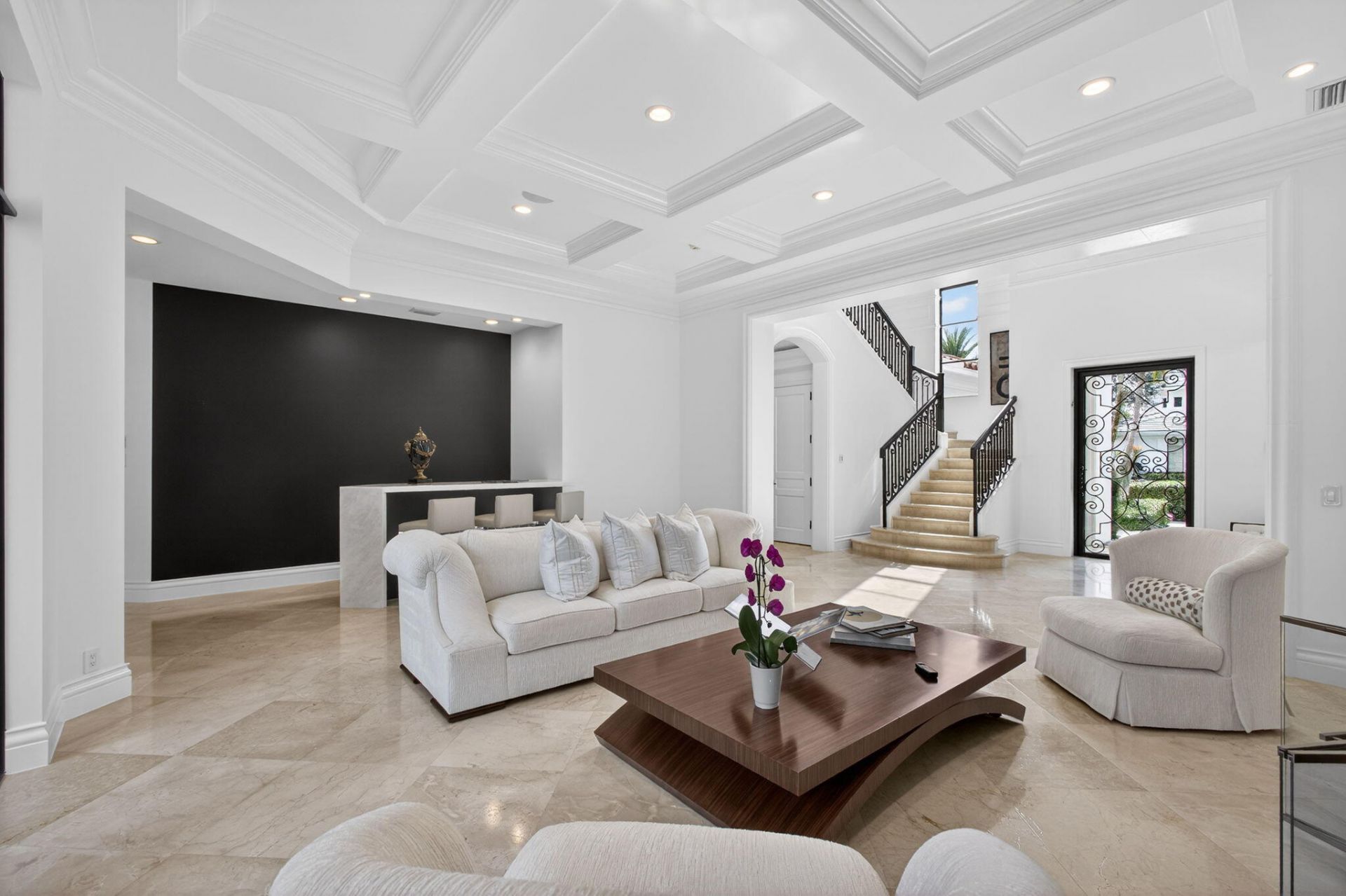 213 Via Palacio, Palm Beach Gardens, FL 33418 Photo