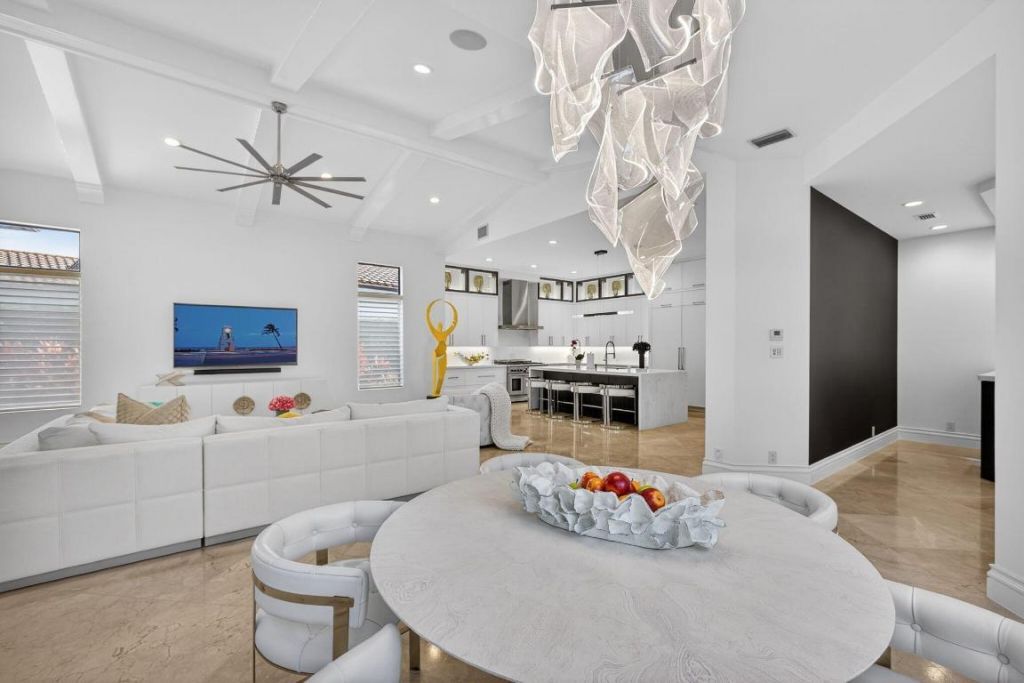 213 Via Palacio, Palm Beach Gardens, FL 33418 Photo