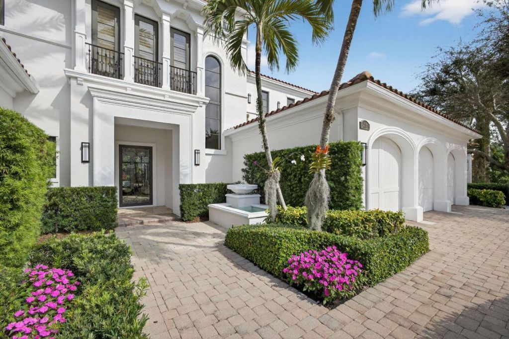 213 Via Palacio, Palm Beach Gardens, FL 33418 Photo