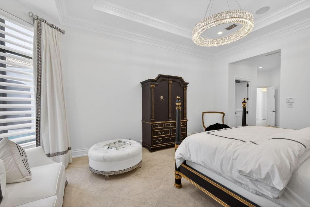 213 Via Palacio, Palm Beach Gardens, FL 33418 Photo