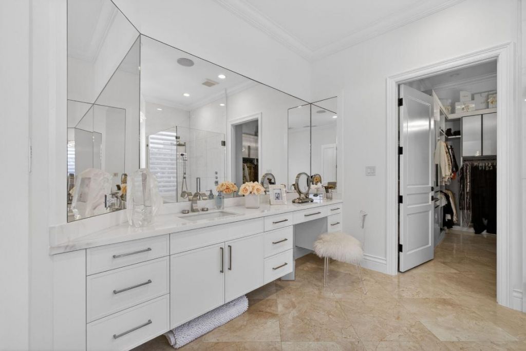 213 Via Palacio, Palm Beach Gardens, FL 33418 Photo