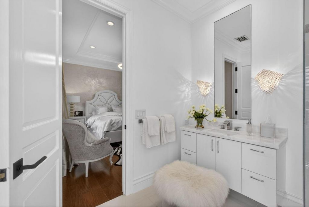 213 Via Palacio, Palm Beach Gardens, FL 33418 Photo