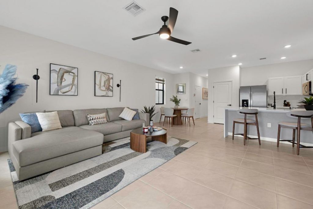 353 NW 8th Court, Pompano Beach, FL 33060 Photo