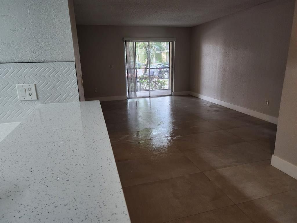 1229 SW 46th Avenue, Unit 405, Pompano Beach, FL 33069 Photo
