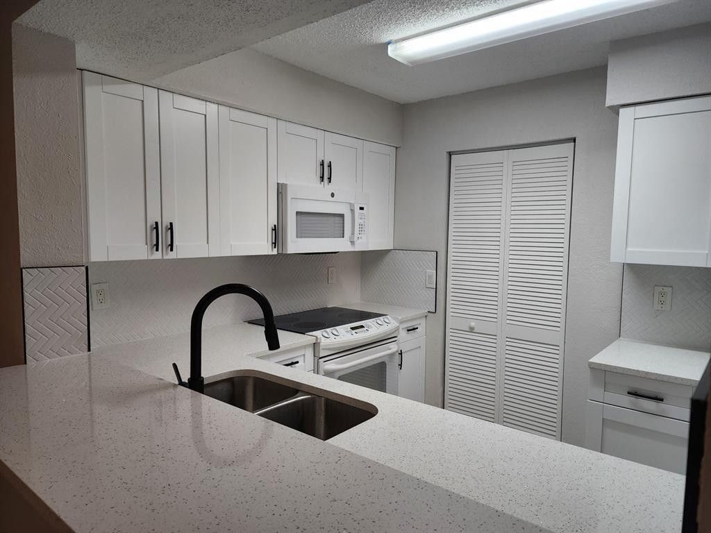 1229 SW 46th Avenue, Unit 405, Pompano Beach, FL 33069 Photo