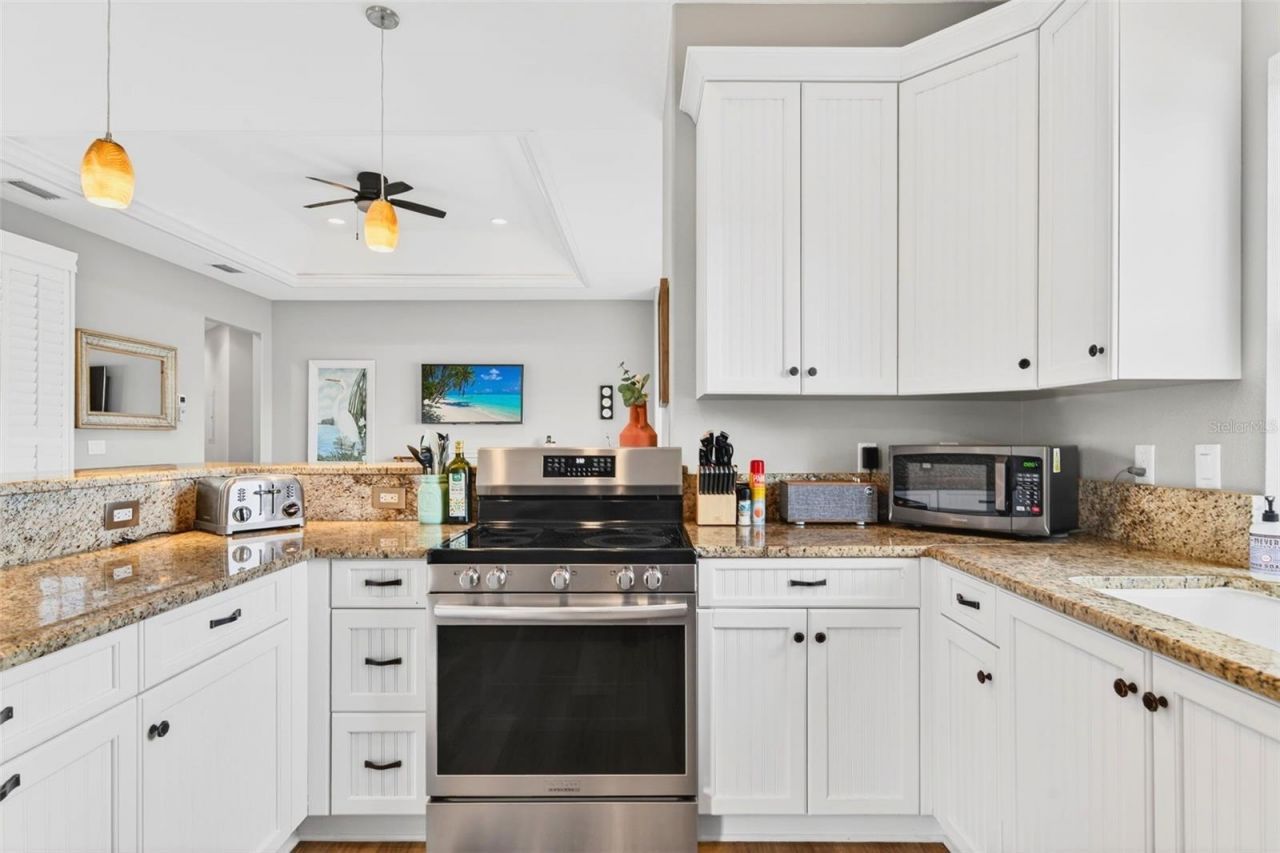 412 73rd Street, Holmes Beach, FL 34217 Photo