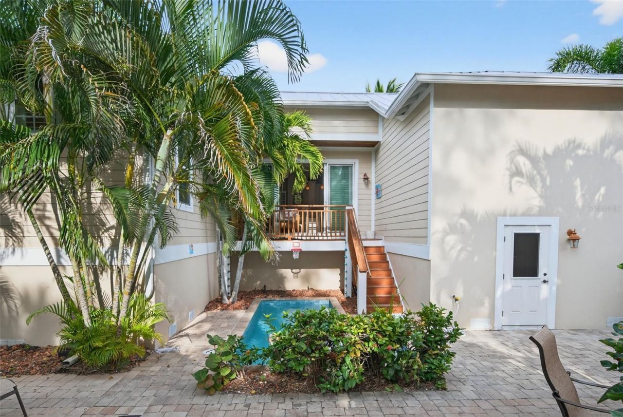 412 73rd Street, Holmes Beach, FL 34217 Photo