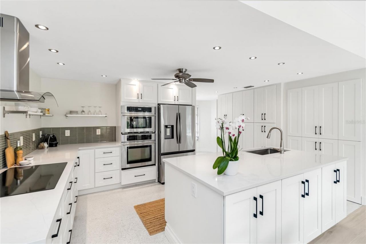 5107 Saint Albans Avenue, Sarasota, FL 34242 Photo