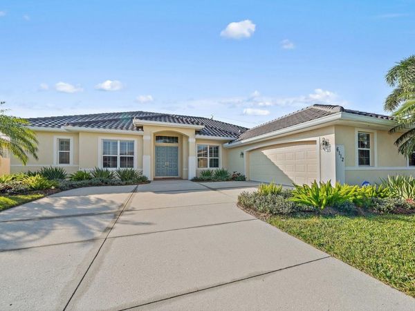 6112 SADDLEHORN AVENUE, SARASOTA, FL 34243