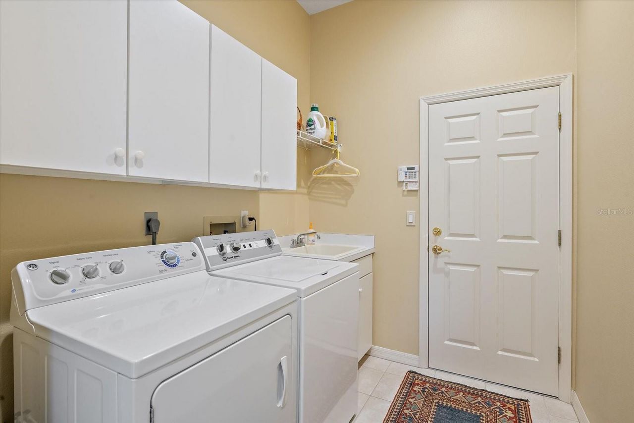 6112 Saddlehorn Avenue, Sarasota, FL 34243 Photo