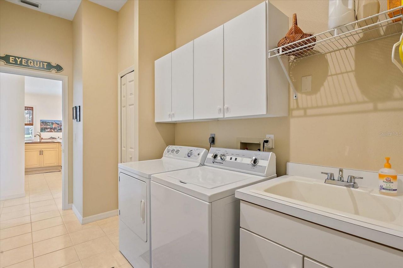 6112 Saddlehorn Avenue, Sarasota, FL 34243 Photo