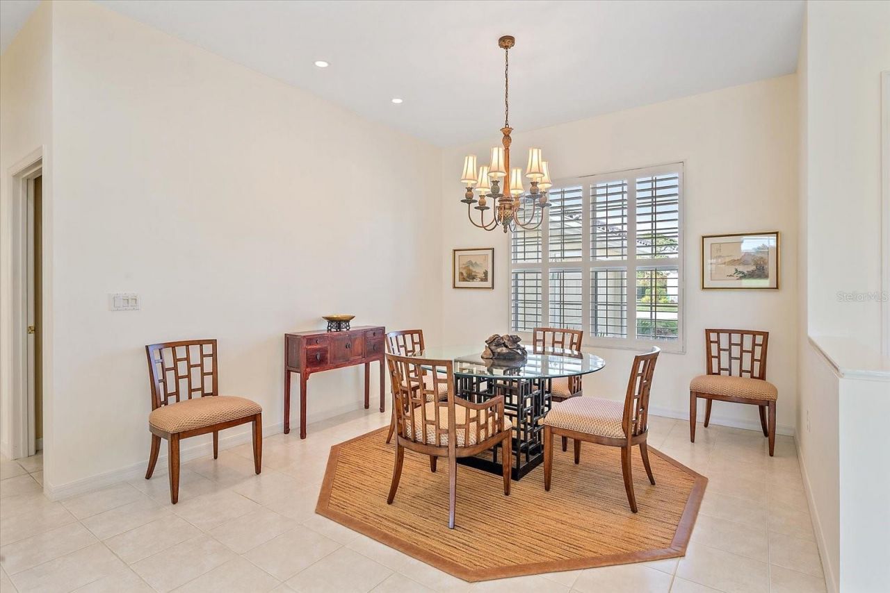 6112 Saddlehorn Avenue, Sarasota, FL 34243 Photo