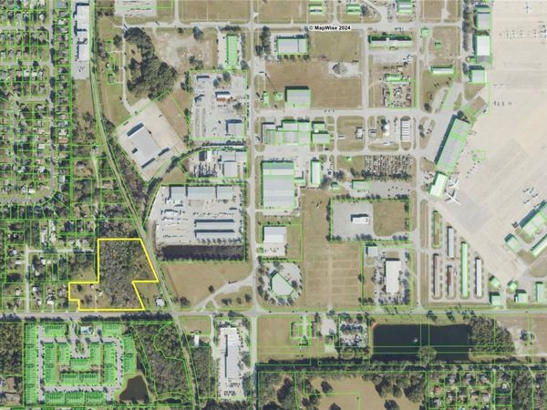 2999 KNUDSEN DRIVE, SANFORD, FL 32773