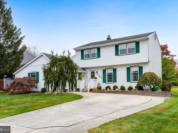 125 TRENT ROAD, TURNERSVILLE, NJ 08012