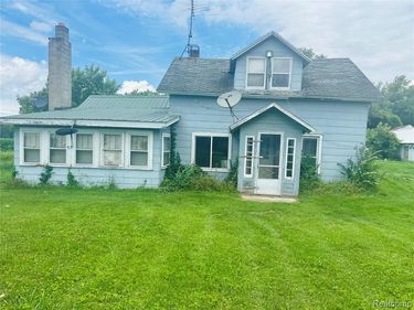 2021 E Bombay Road, Mills Twp, MI 48642