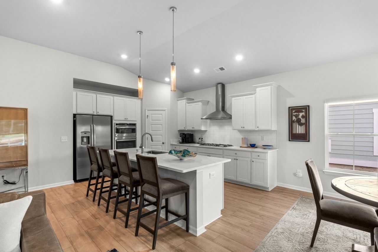 5666 Canary Island Ct. Photo 12