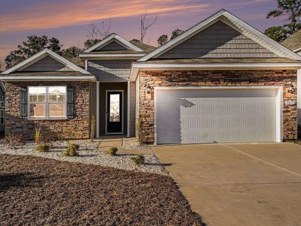 1071 Heather Glen Blvd., Little River, SC 29566