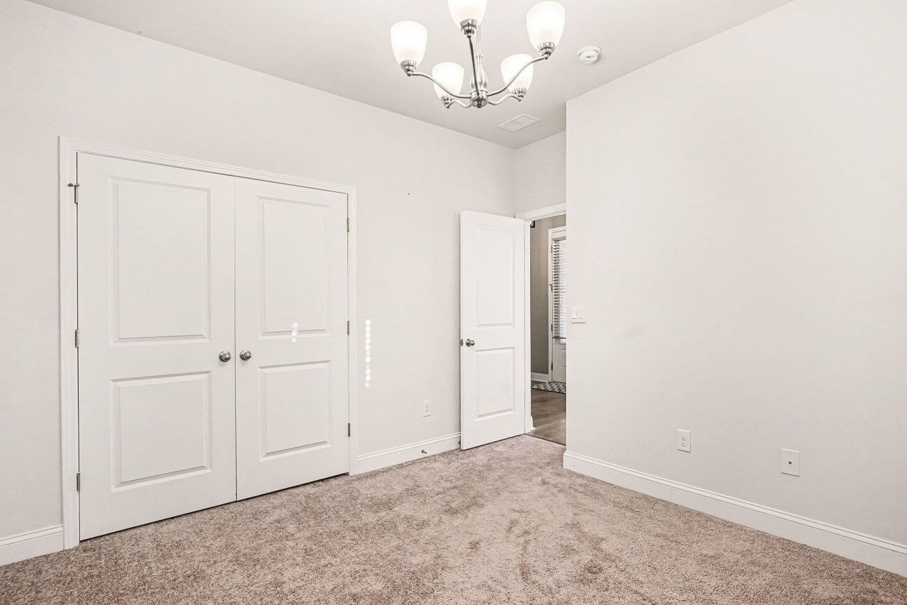 1071 Heather Glen Blvd. Photo 24