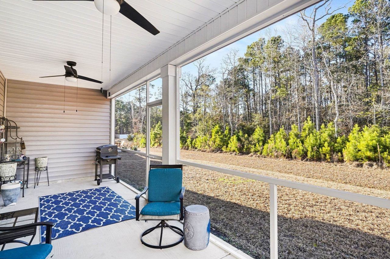 1071 Heather Glen Blvd. Photo 4