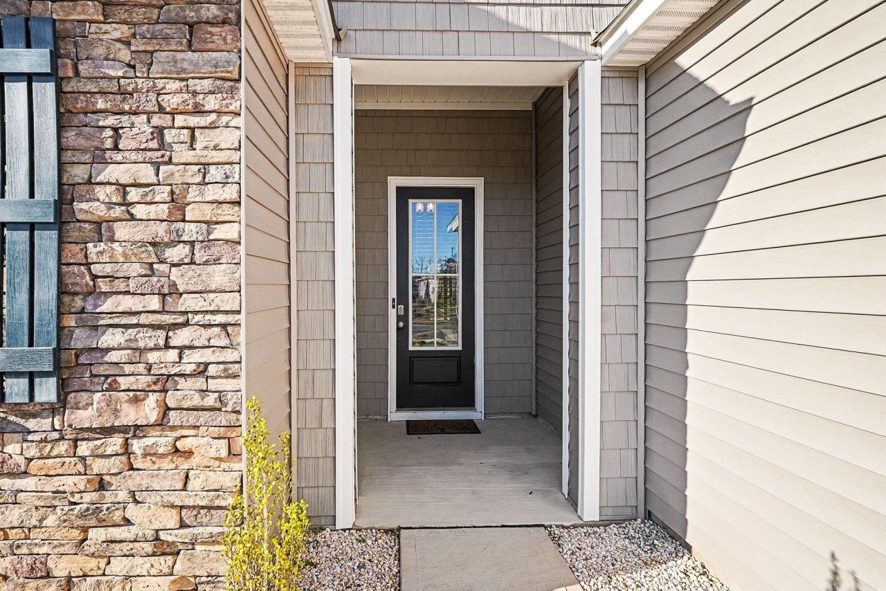 1071 Heather Glen Blvd. Photo 6