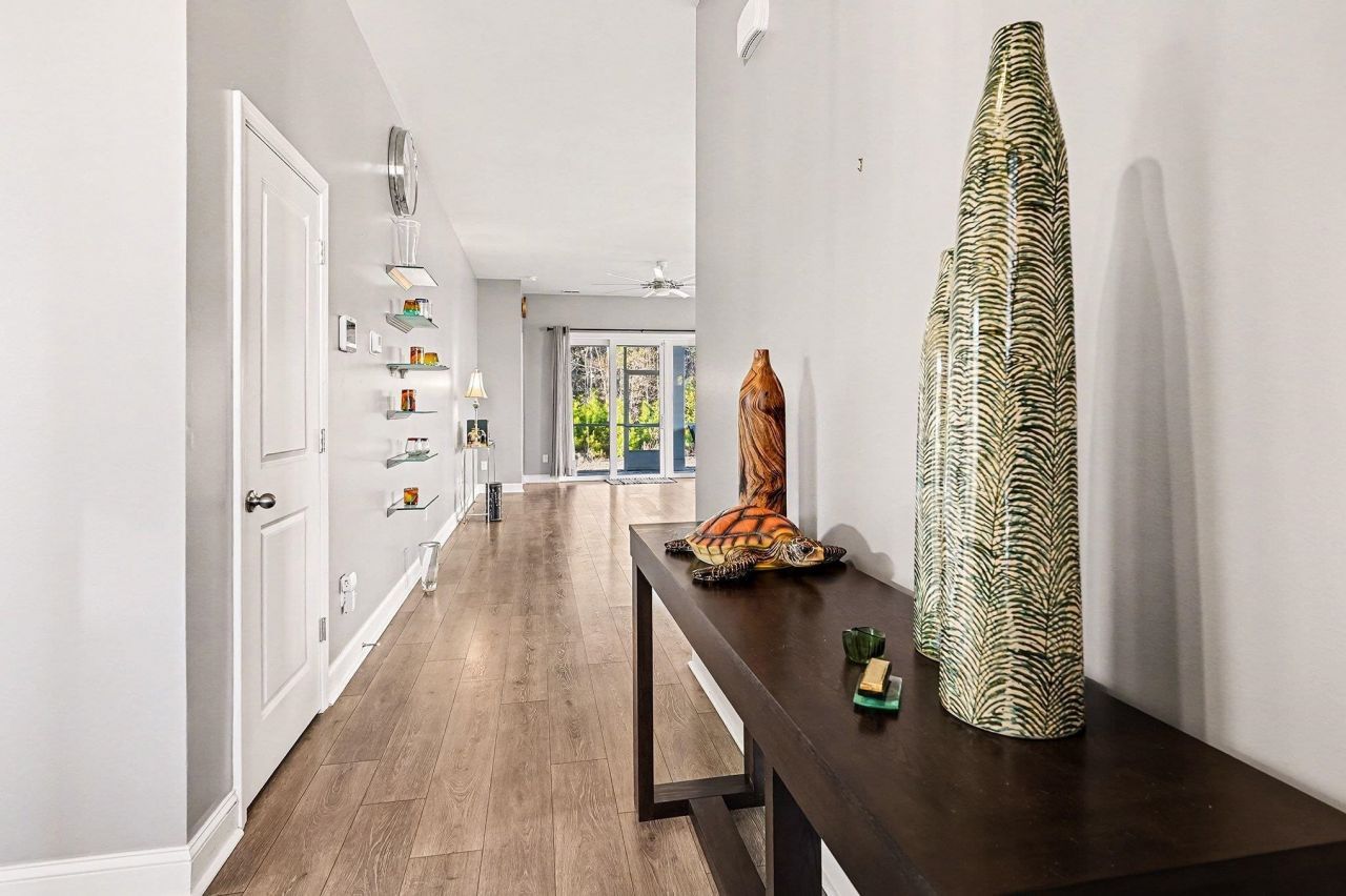 1071 Heather Glen Blvd. Photo 8