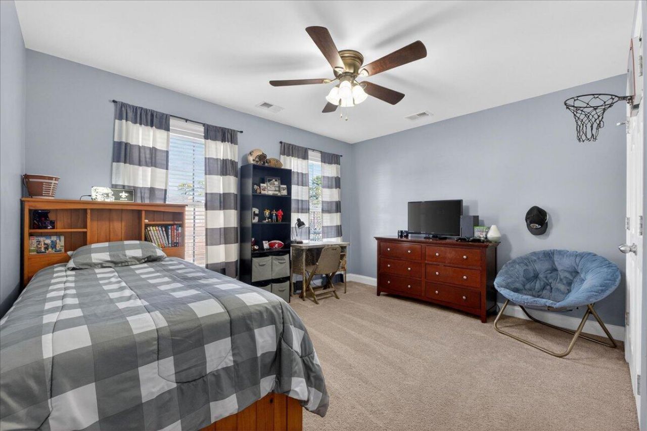 8519 Majestic Street Photo 29