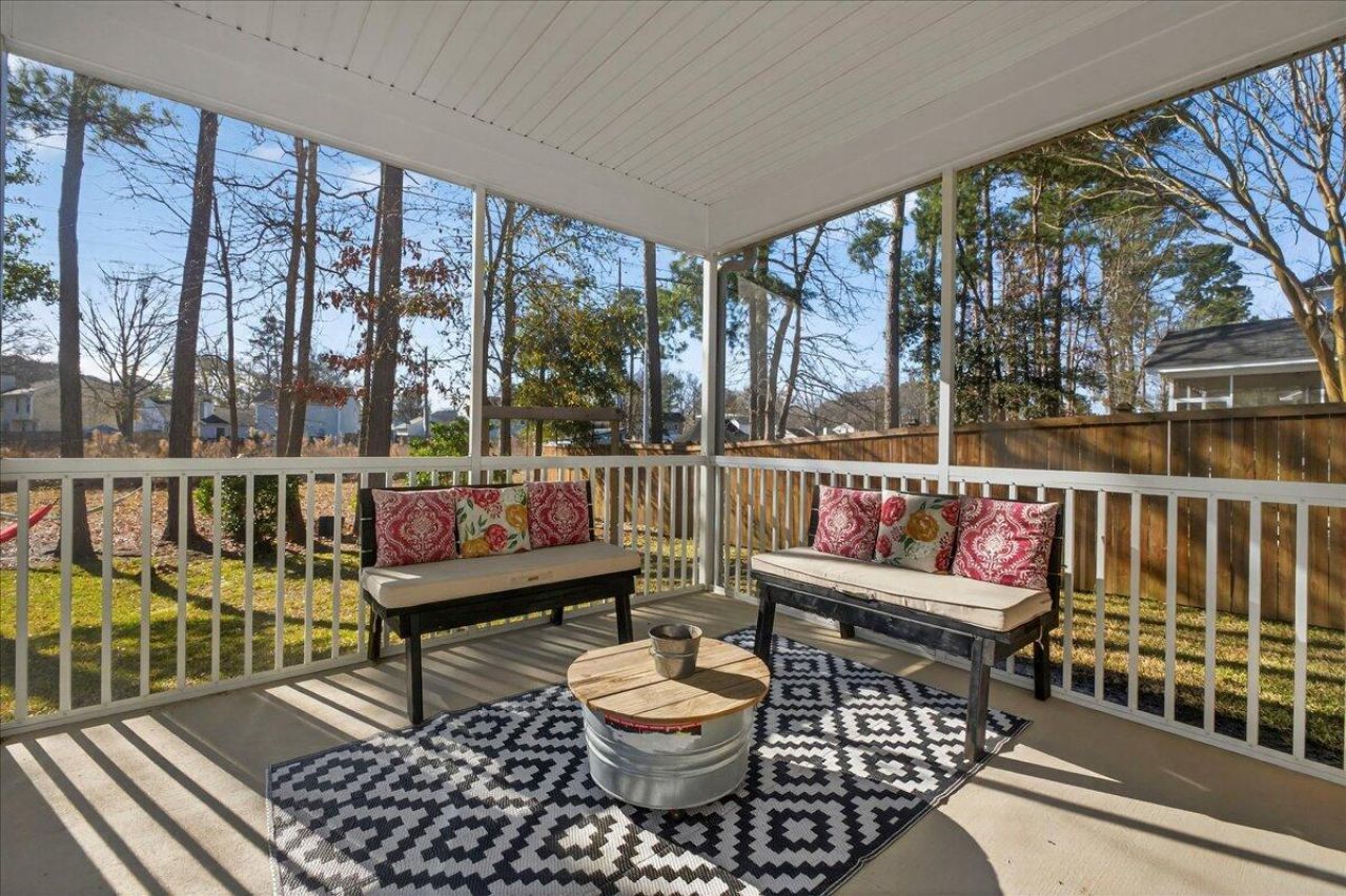 8519 Majestic Street Photo 34