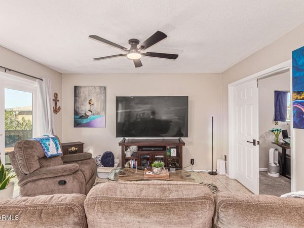 286 W Palomino Drive, Unit 104, Chandler, AZ 85225
