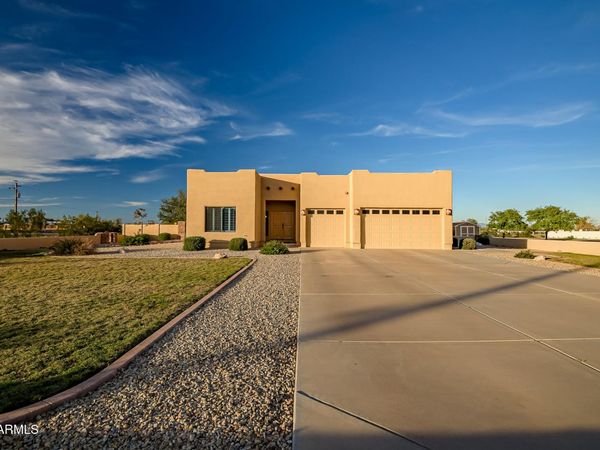 22074 W KNUDSON Drive, Surprise, AZ 85387