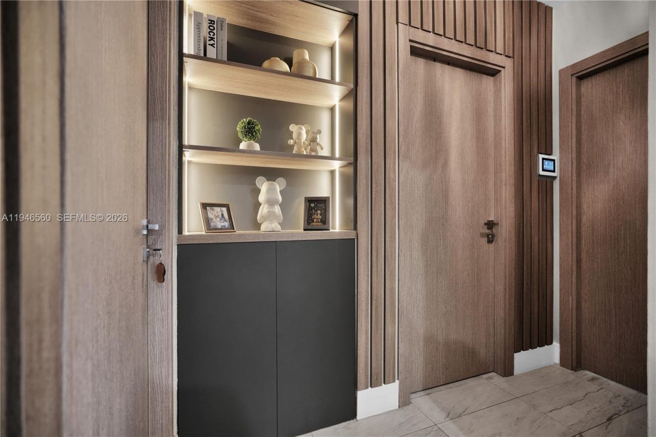 11905 NE 6th Ave, Biscayne Park, FL 33161 Photo