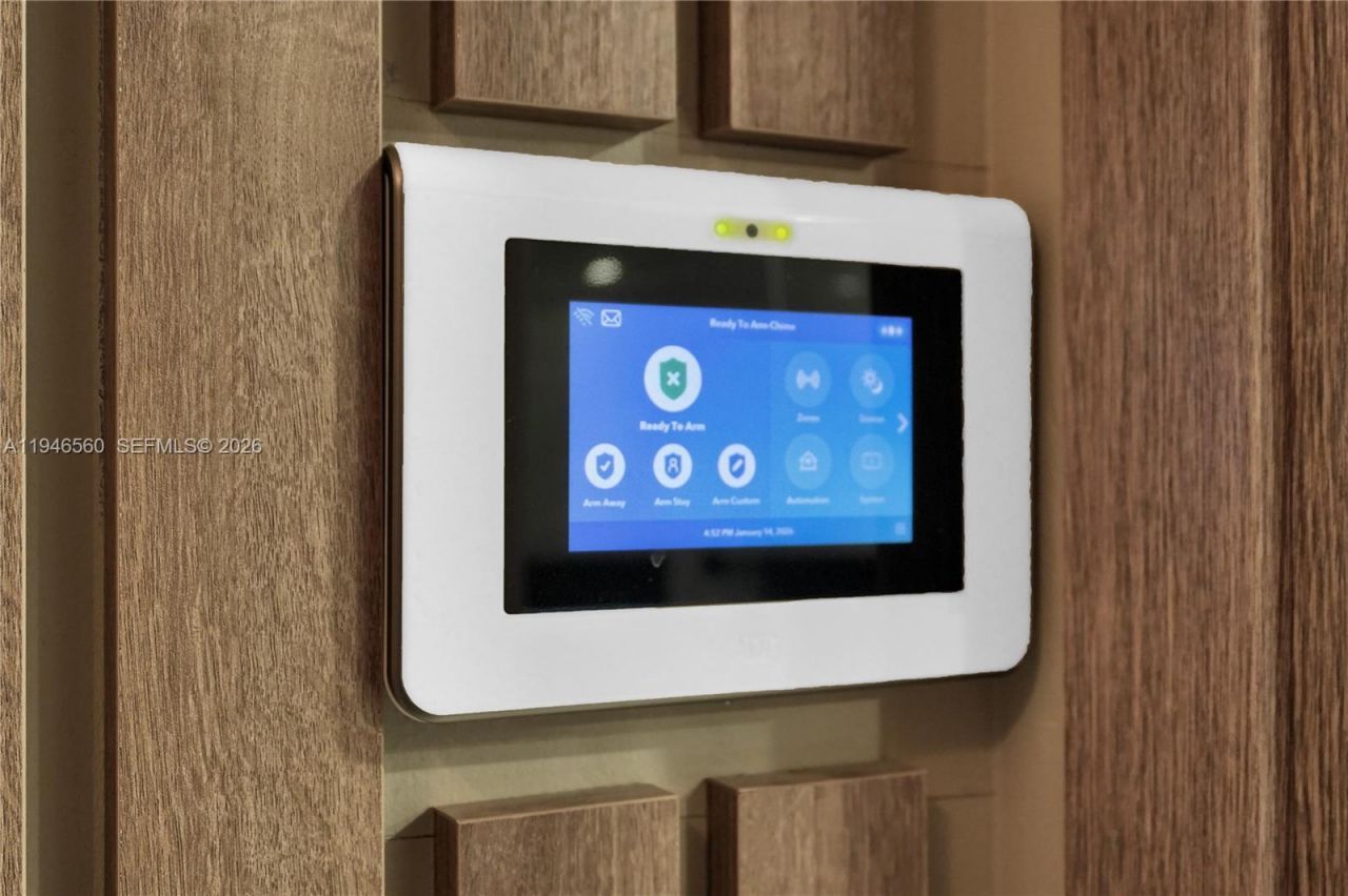 11905 NE 6th Ave, Biscayne Park, FL 33161 Photo