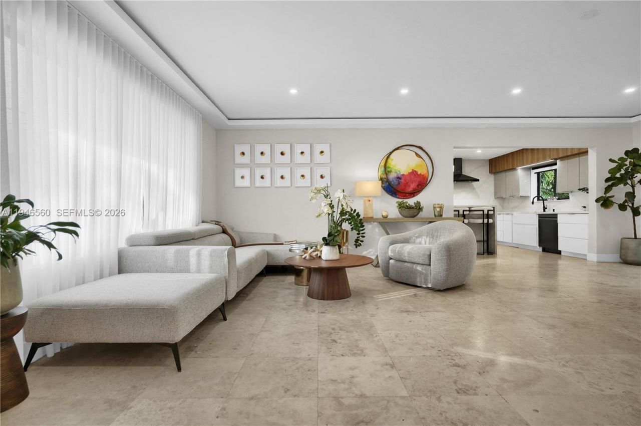 11905 NE 6th Ave, Biscayne Park, FL 33161 Photo